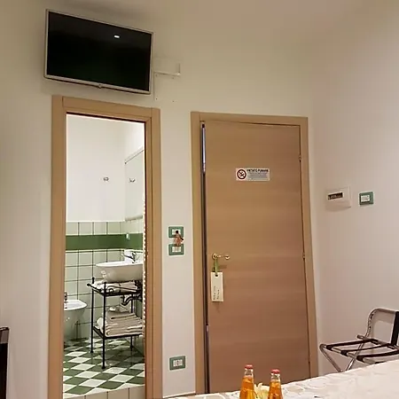 住宿加早餐酒店 Selenebeach 贾迪尼-纳克索斯