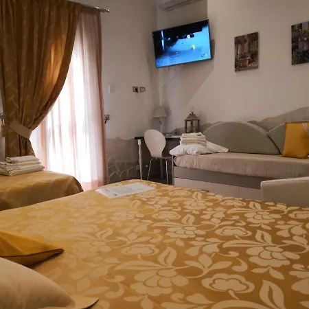Selenebeach Bed & Breakfast *