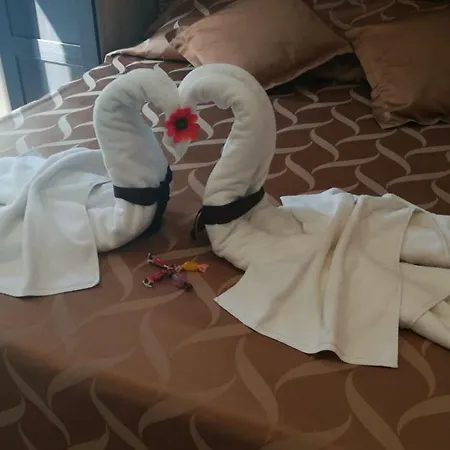 Selenebeach לינה וארוחת בוקר